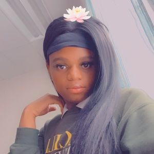 Meet your Posher, Jamila